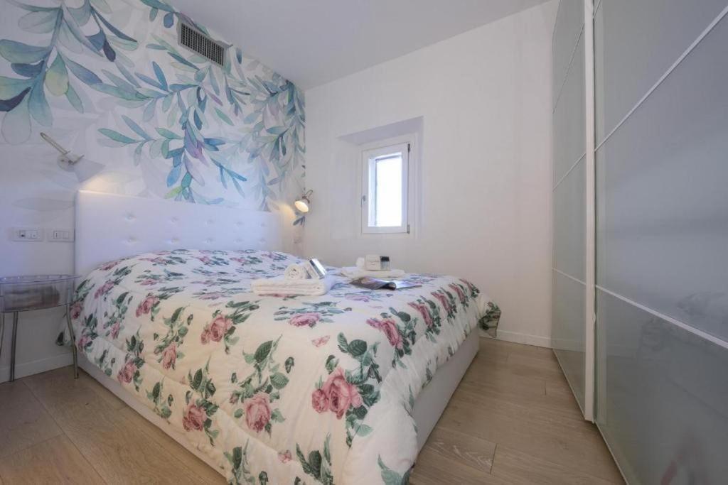 Poolside Apartment Cristina Bellano Εξωτερικό φωτογραφία