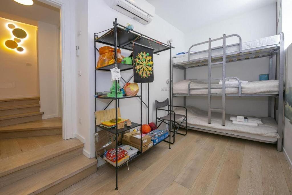 Poolside Apartment Cristina Bellano Εξωτερικό φωτογραφία