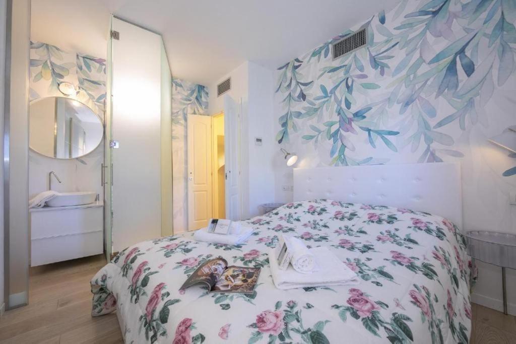 Poolside Apartment Cristina Bellano Εξωτερικό φωτογραφία